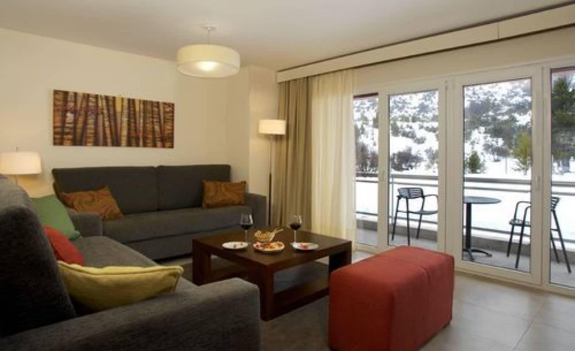 Village By Nobile Apartahotel 4*