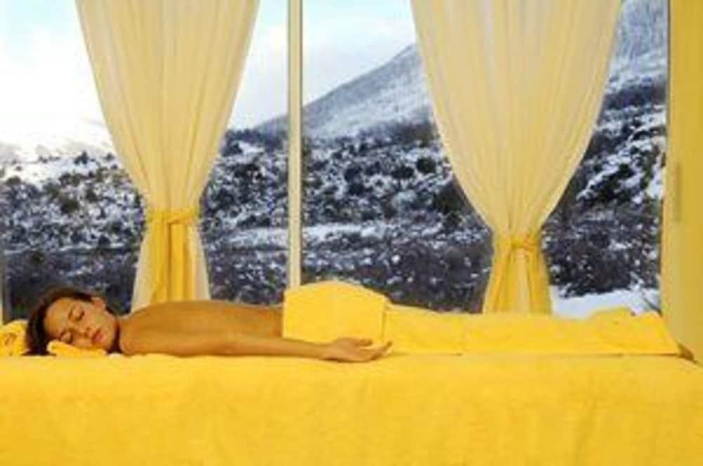 Apartahotel Village By Nobile San Carlos de Bariloche